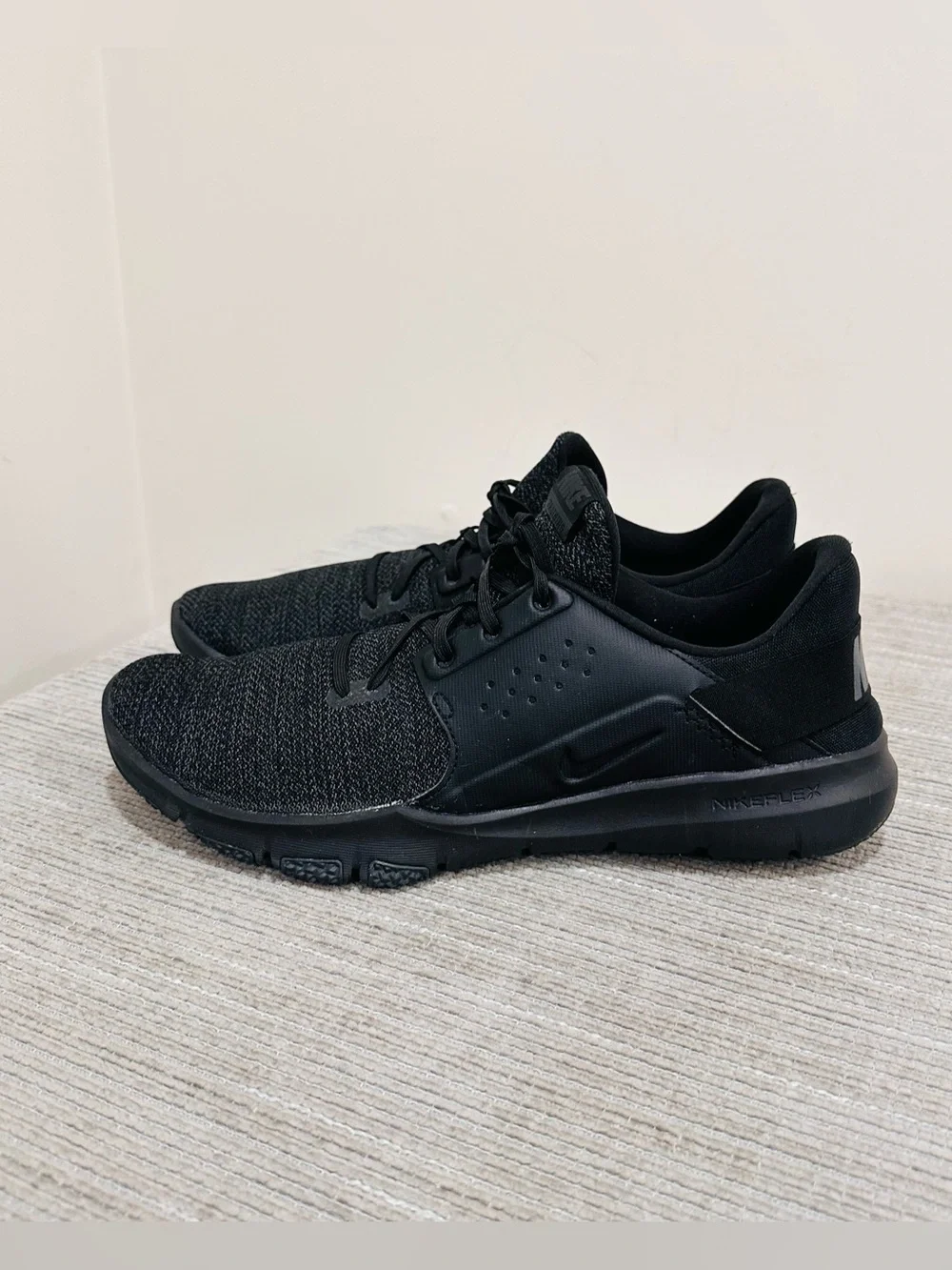 Nike  Flex Control TR3 Triple Black Mens Shoes Training Running Size 12,5